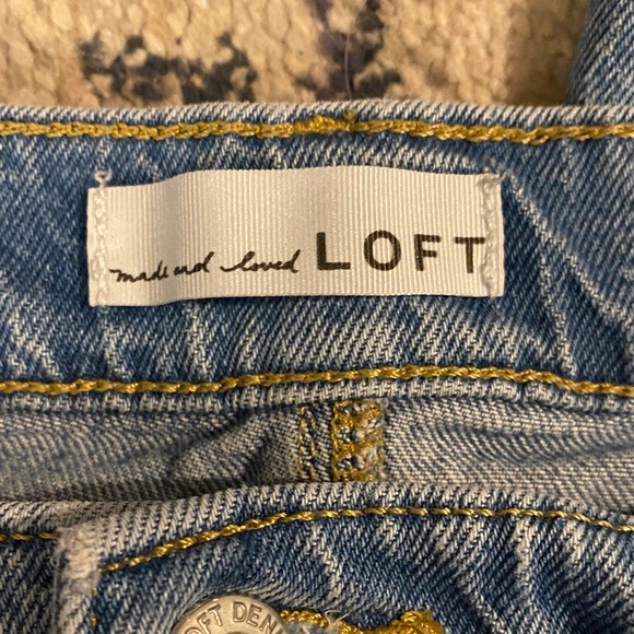 LOFT Light Blue Wide Leg Cropped Jeans - Picture 2 of 7